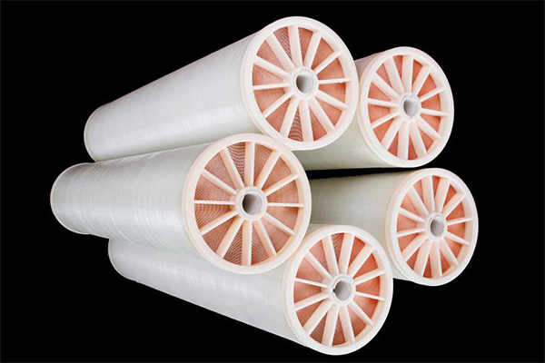 反滲透設(shè)備在關(guān)機(jī)前注意的事項(xiàng)有哪些呢？你都了解過(guò)嗎？